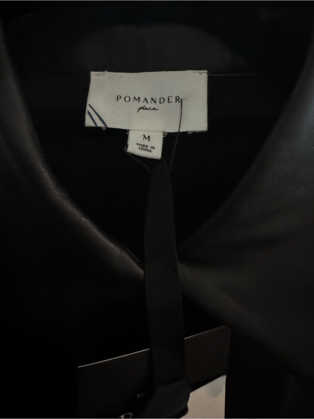 Tuckernuck Black Short-Sleeve Faux Leather Shirt Jacket - Picture 2 of 2